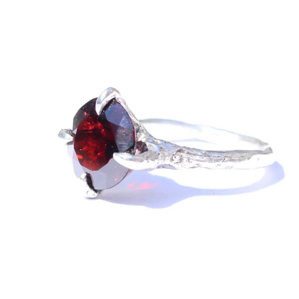 14 Karat White Gold Garnet Solitaire Ring