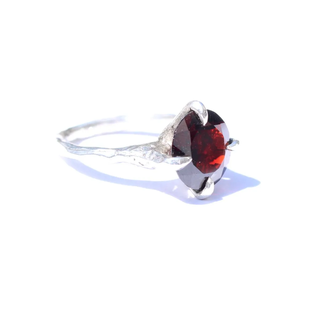 14 Karat White Gold Garnet Solitaire Ring