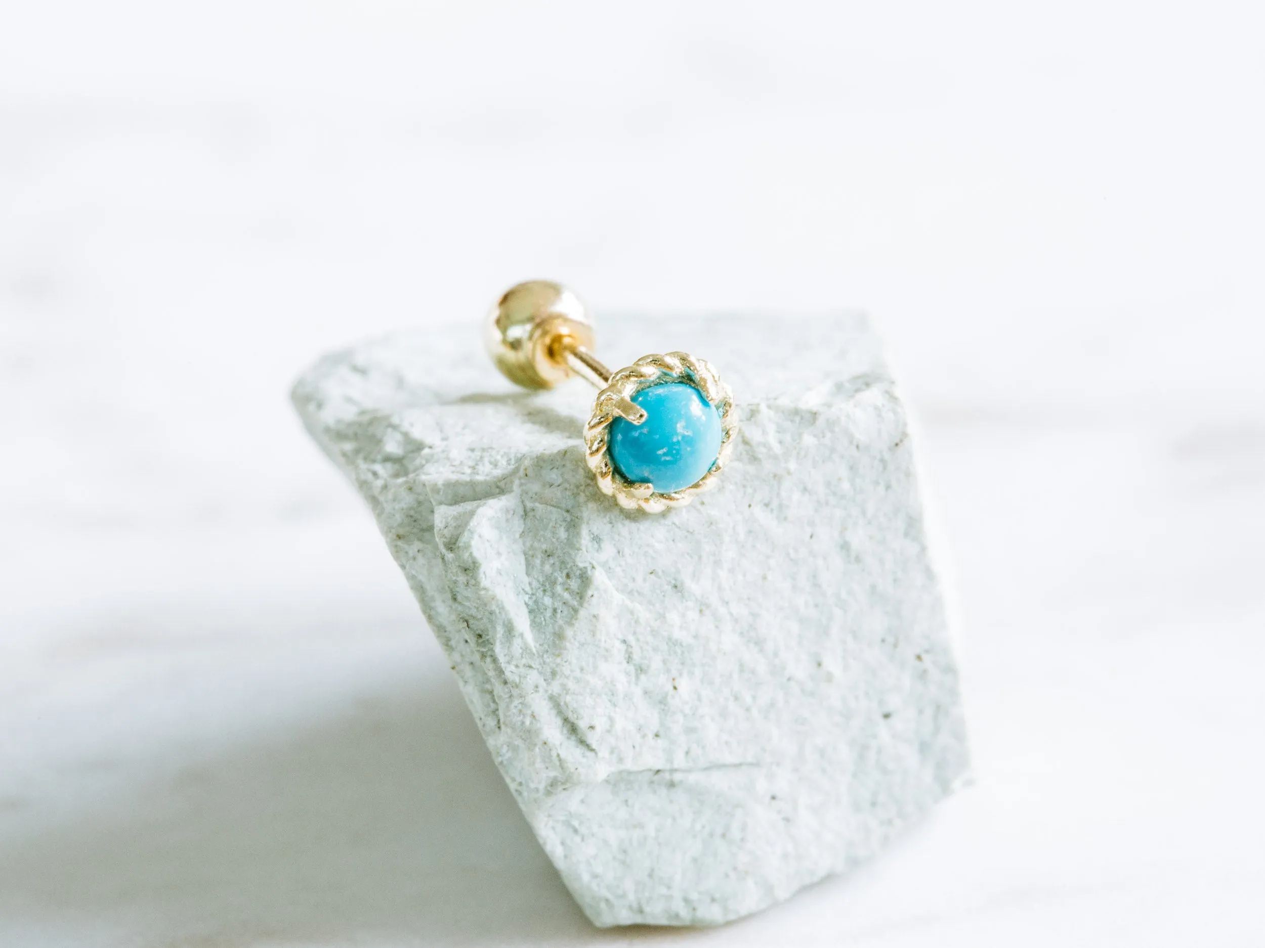 14k Gold Blue Gemstone Barbell Ear Stud Piercing