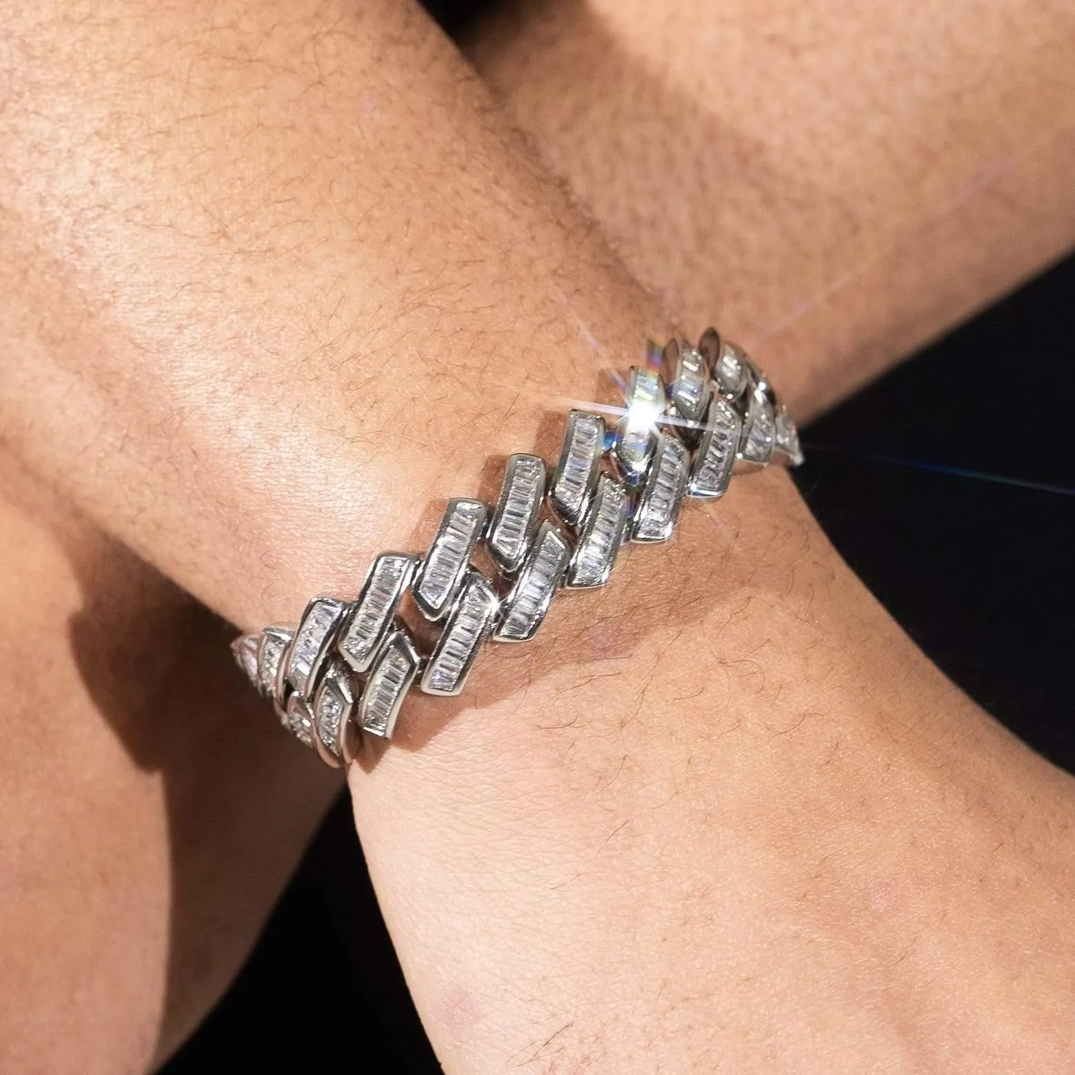 20mm Baguette Miami Link Bracelet - White Gold