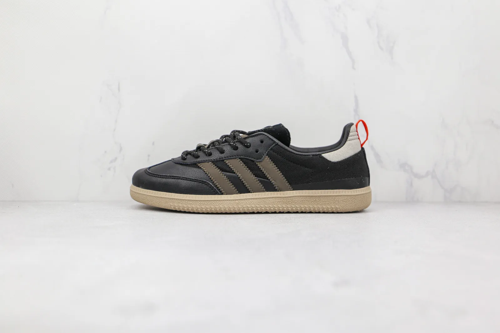 Adidas Originals Samba OG Sesame Core Black Trace Grey Metallic EE5590