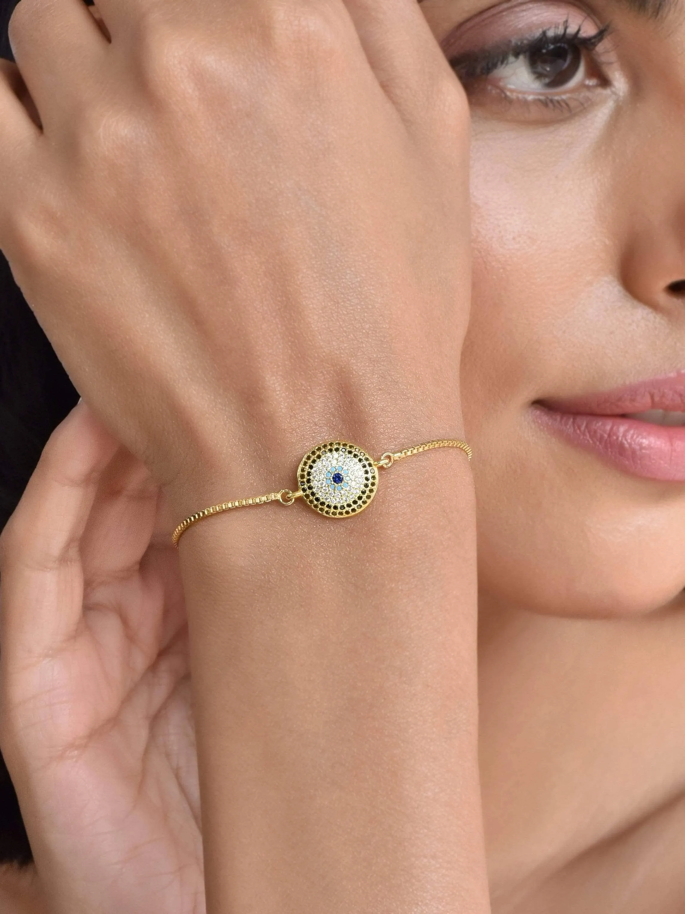 Vembley Round Evil Eye Bracelet